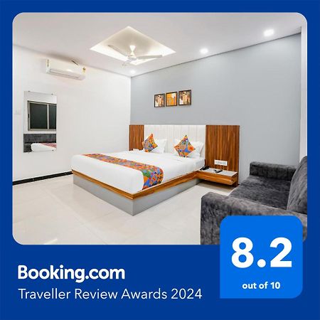 Fabhotel Magnus Surat Exterior photo